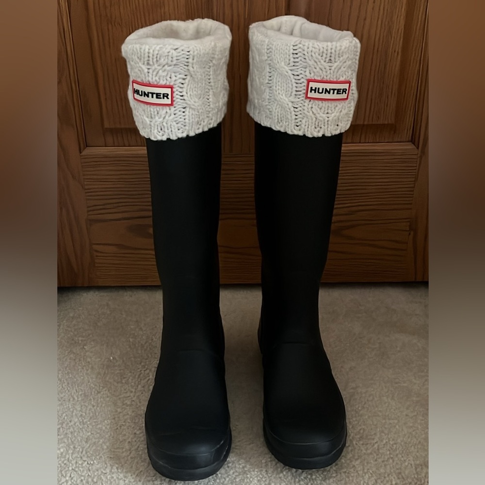 Hunter Boots with Socks - Size 8 - Picture 3 of 4